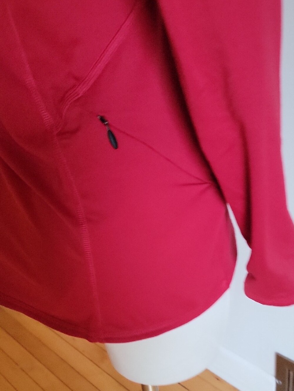 Mountain Hardwear Red Performance Technical Quarter Zip Pullover Small S - Picture 6 of 7